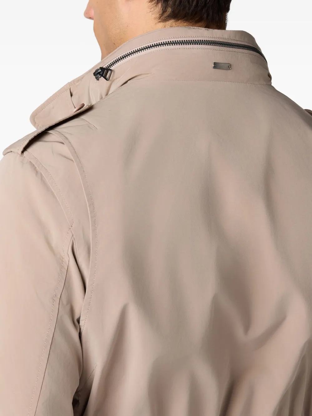 Brooks Brothers Waterafstotend donsjack Beige