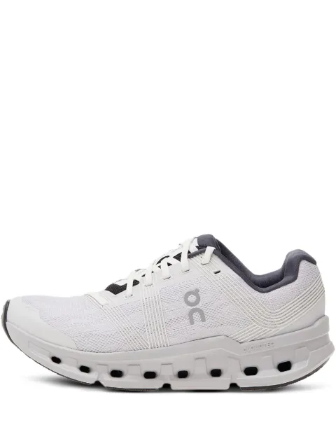 On Running Cloudg sneakers
