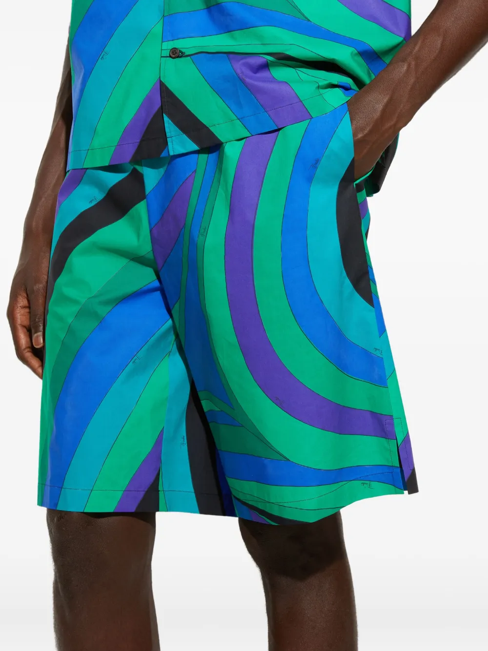 Pucci Iride-print Shorts In Blue