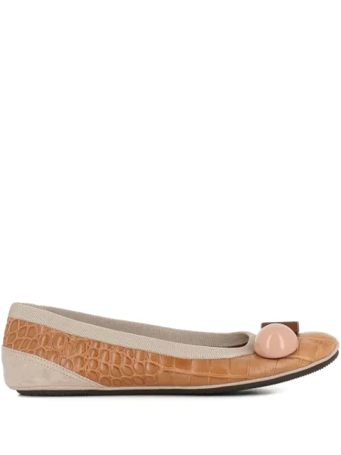 Dove Nuotano Gli Squali flats Becky