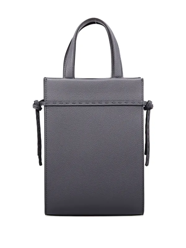FENDI ロゴエンボス ハンドバッグ | グレー | FARFETCH JP
