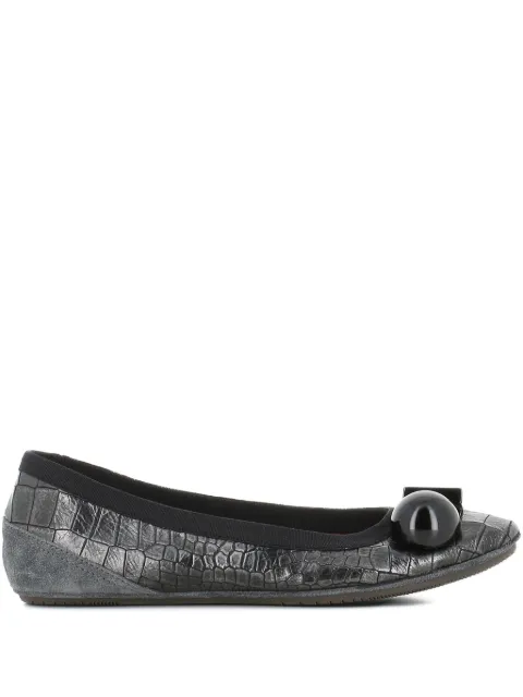 Dove Nuotano Gli Squali flats Becky