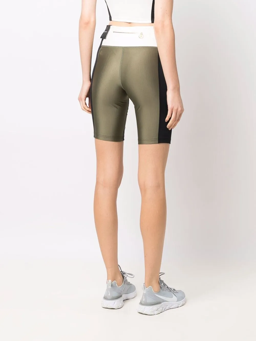 Jordan x Aleali May bikershorts met vlakken Groen