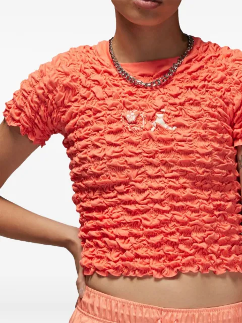 Jordan playera Beauty Supply Red en colaboración con Bephies