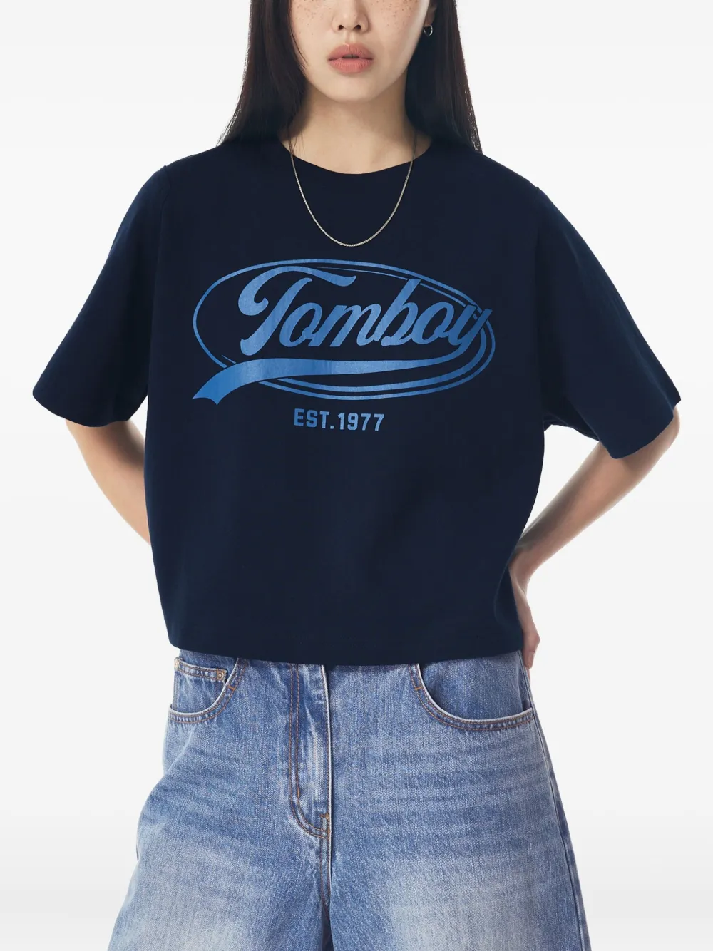 STUDIO TOMBOY graphic-logo cropped t-shirt Zwart