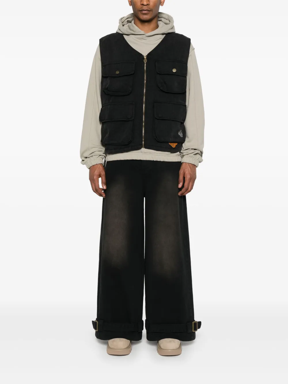 UNTITLED ARTWORKS cargo gilet | Waistcoats & Gilets | Image 2