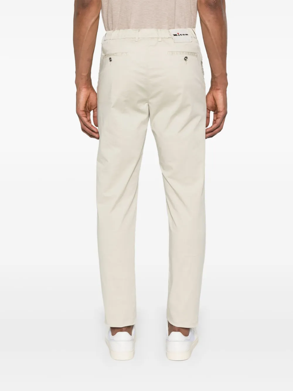 Kiton Chino met logopatch Beige