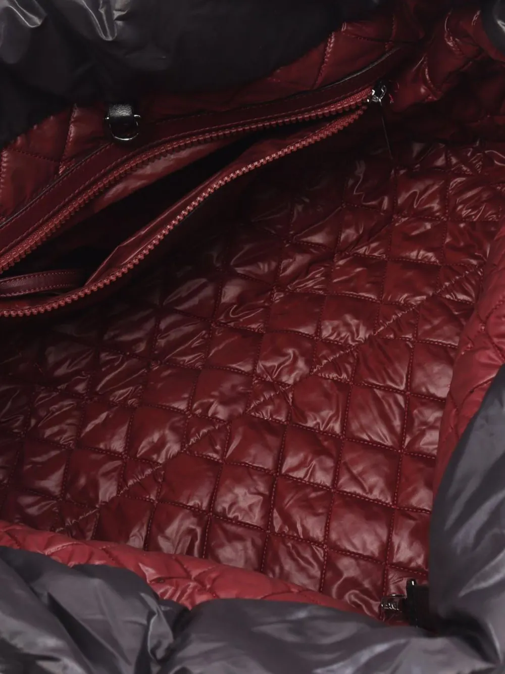 Pre-owned Chanel 2009-2010 Medium Coco Cocoon Reversible Tote Bag In Red