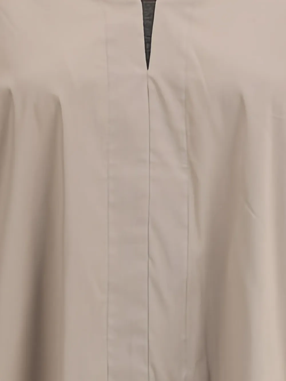 Brunello Cucinelli Verfraaide blouse met V-hals Beige