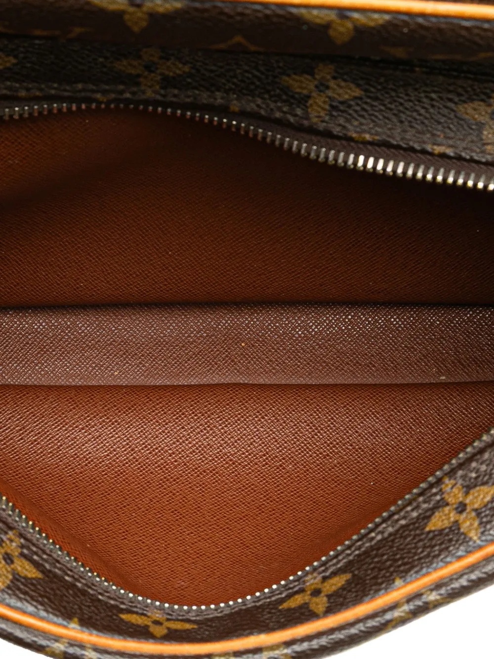 Pre-owned Louis Vuitton 2005 Monogram Nil Crossbody Bag In Brown