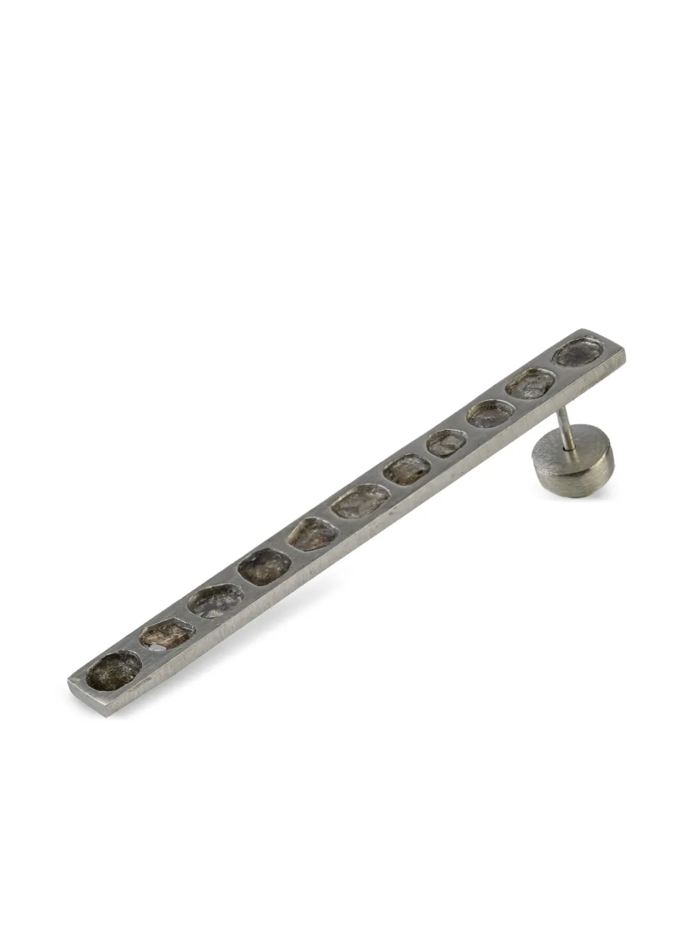 Plate pavé earring