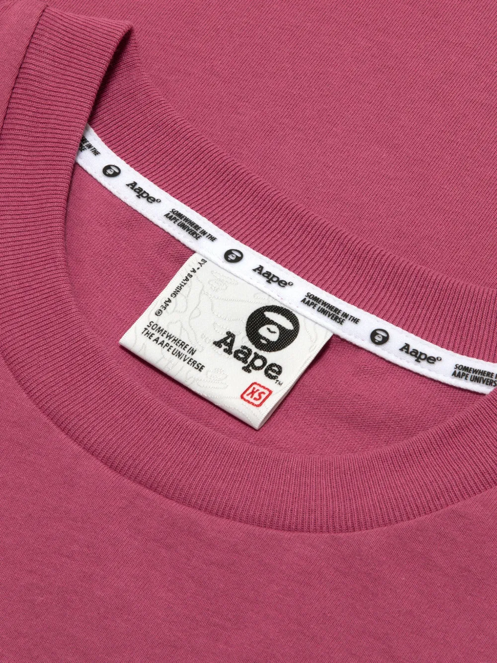AAPE BY *A BATHING APE T-shirt met colourblocking Roze