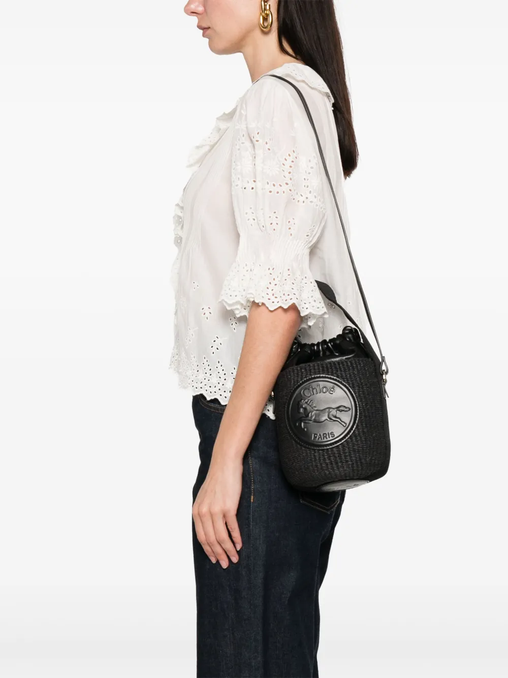 Chloé logo-patch bucket bag | Image 2