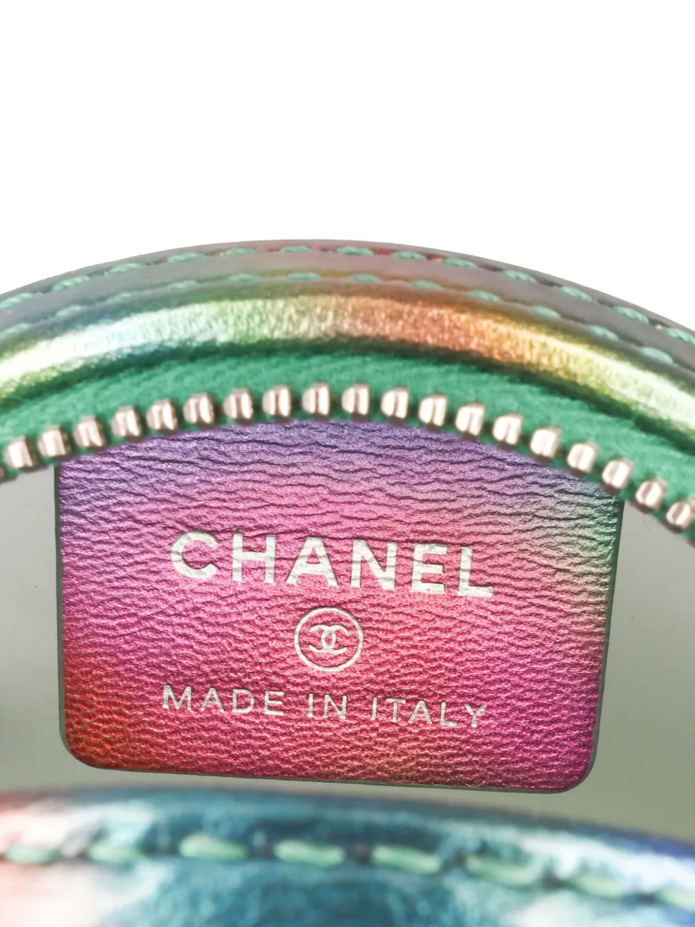 CHANEL Pre-Owned 2019 PVC and Metallic Lambskin CC Filigree Round Clutch with Chain crossbody bag | Image 5