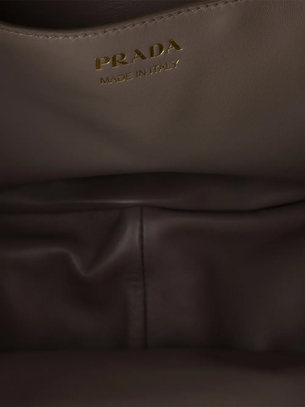 Prada Grote Demi Lune schoudertas Wit