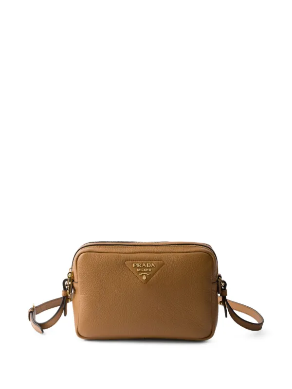 Prada ロゴプレート ショルダーバッグ | ブラウン | FARFETCH JP
