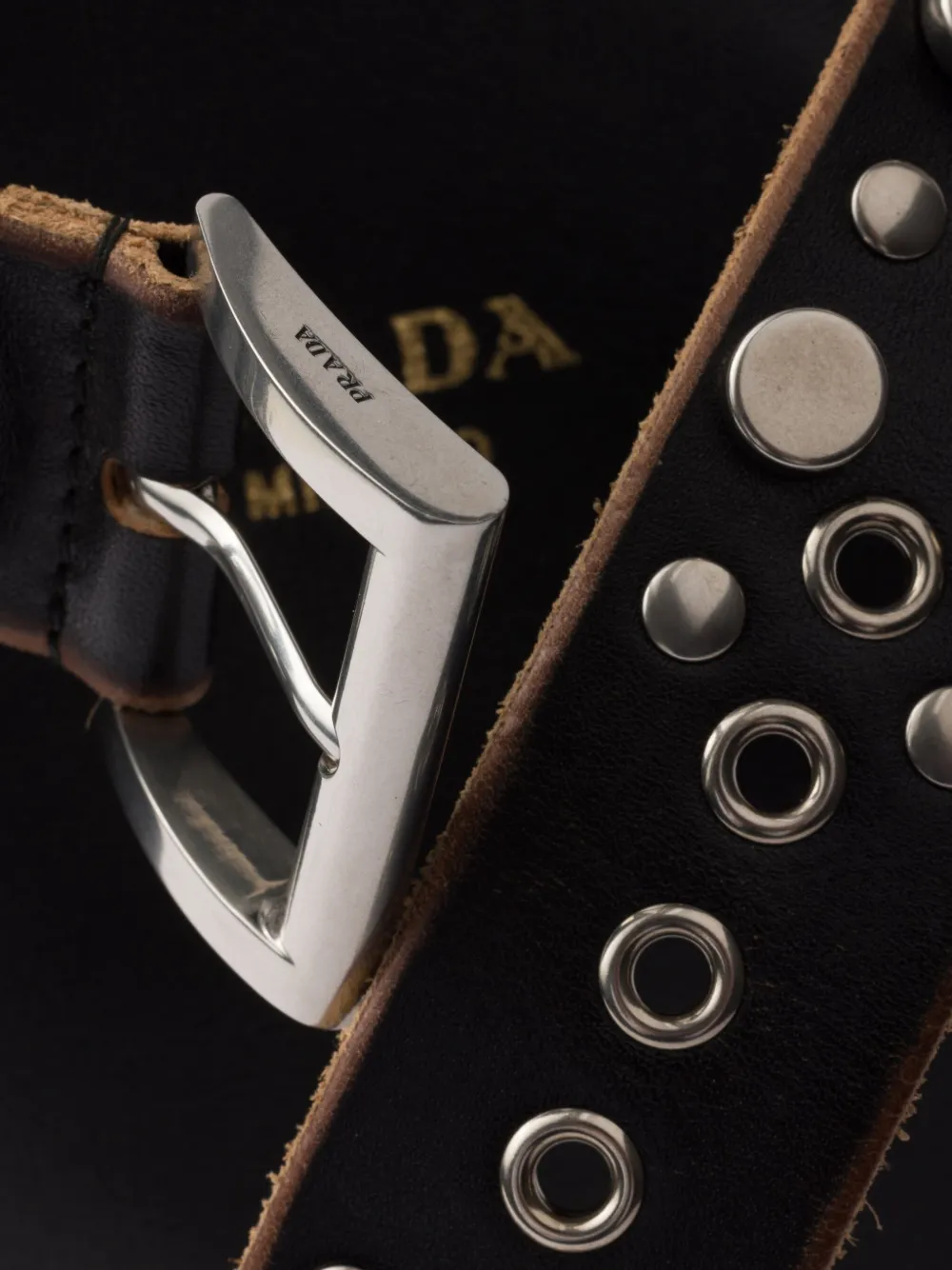 Prada Bucket-tas met studs Zwart