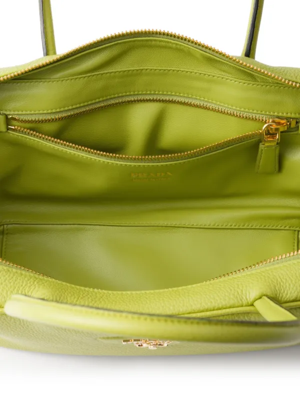 PRADA BEAUTY トートバッグ ライトグリーンポーチ付き PRADA BEAUTY トートバッグ ライトグリーンポーチ付き PRADA