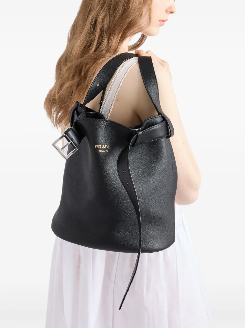 Prada Bucket-tas met ceintuur Zwart