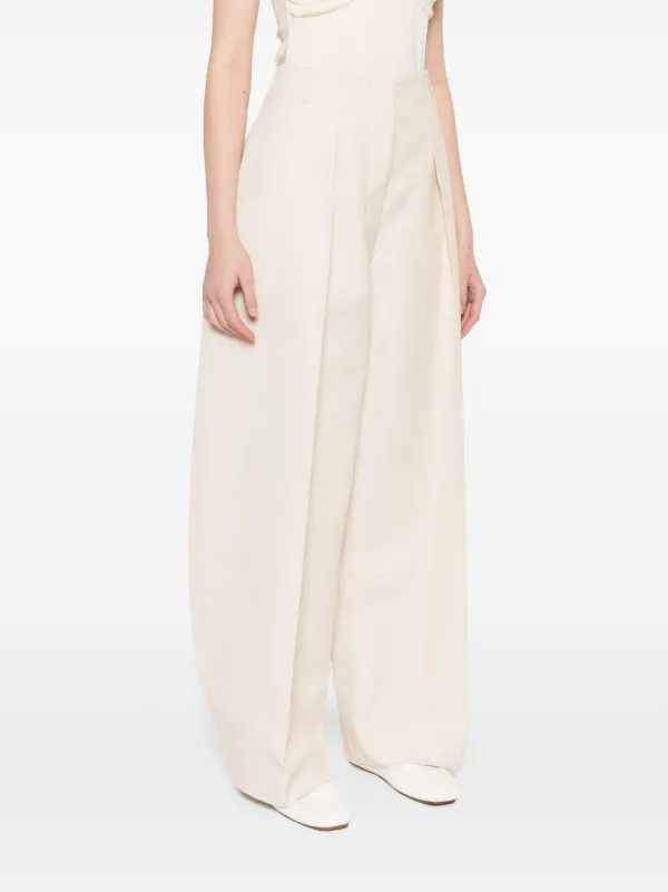 パンツ JACQUEMUS WOMEN Le Ovalo Trousers White Jacquemus Le Pantalon Ovalo Trousers | Neutrals | FARFETCH