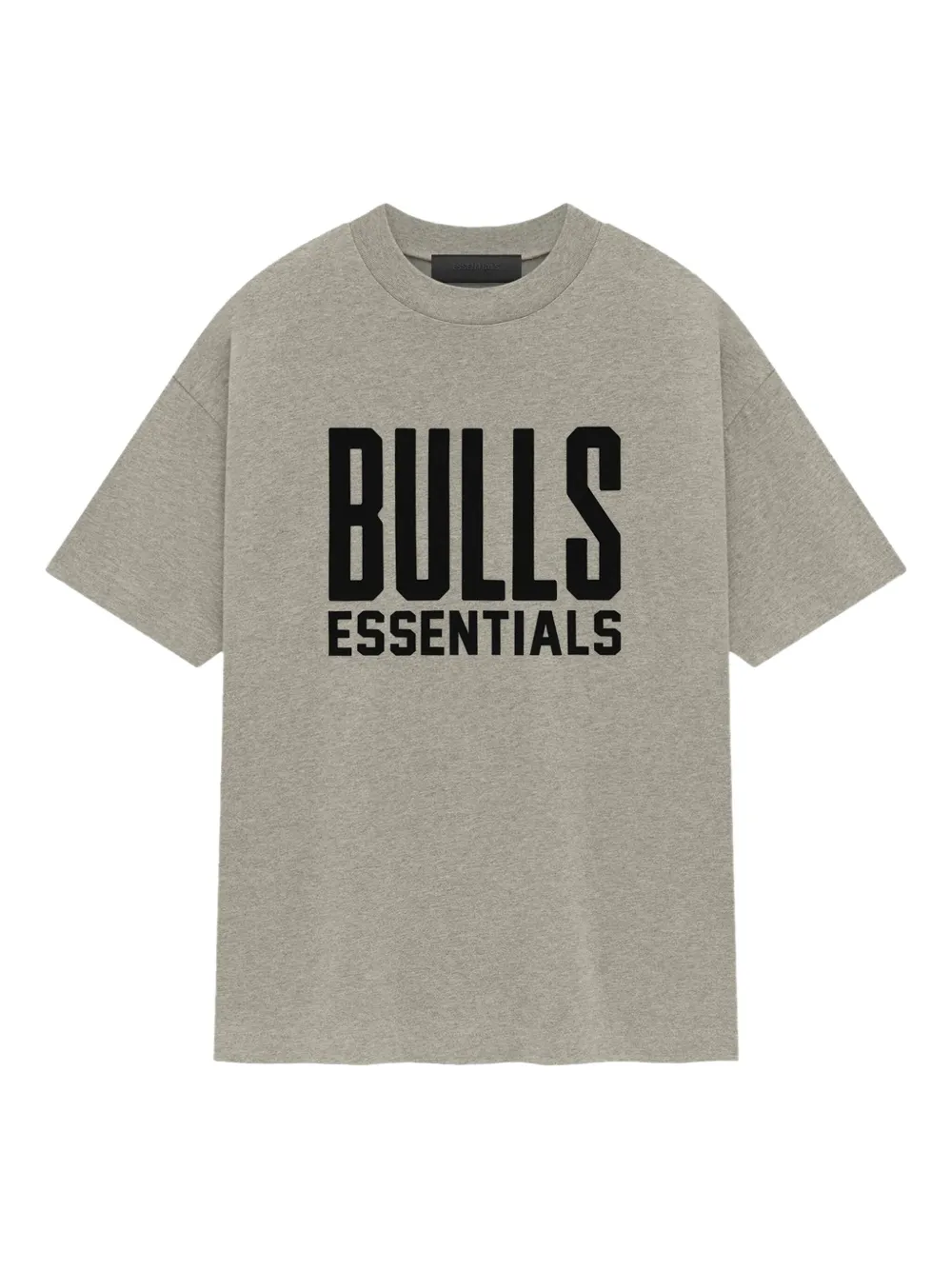 FEAR OF GOD ESSENTIALS x NBA Essentials Bulls T-shirt Grijs
