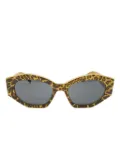 Céline Pre-Owned 2020s cat-eye-frame sunglasses - Brown