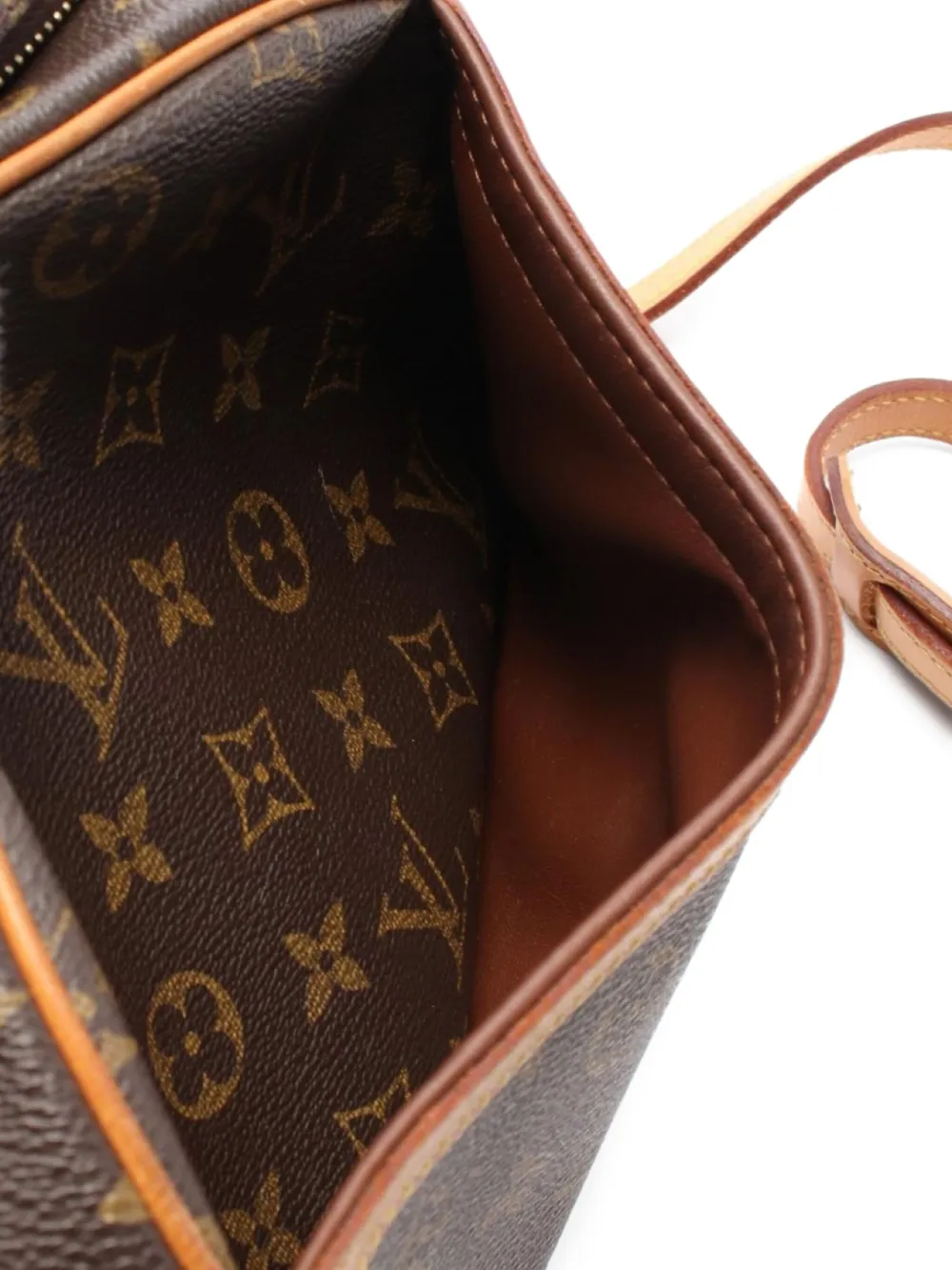 Pre-owned Louis Vuitton 2003 Blois Cross Body Bag In Brown