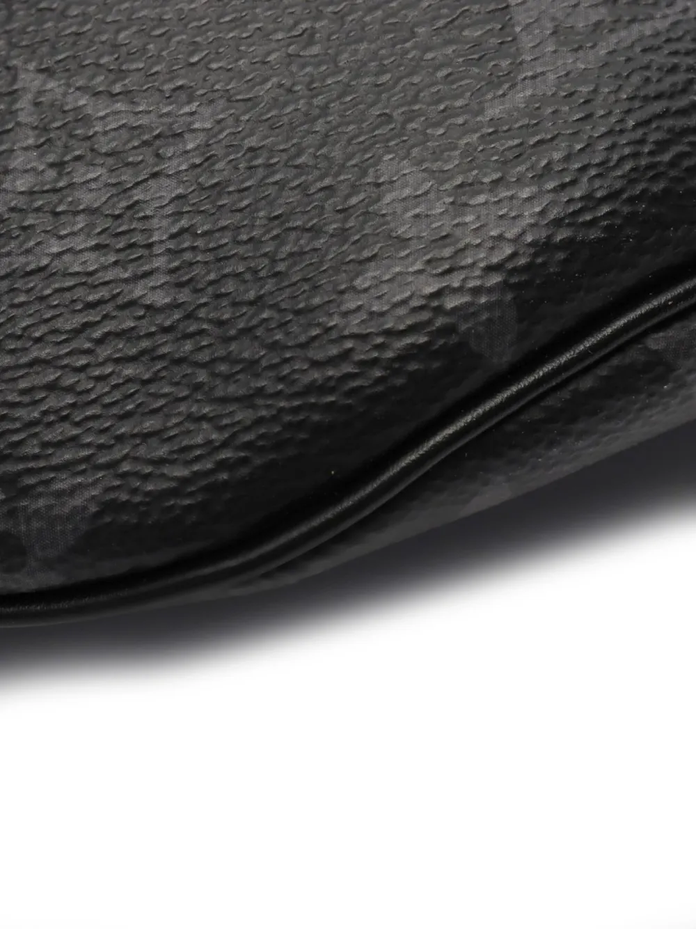 Pre-owned Louis Vuitton 2021 Discovery Pm Belt Bag In Black