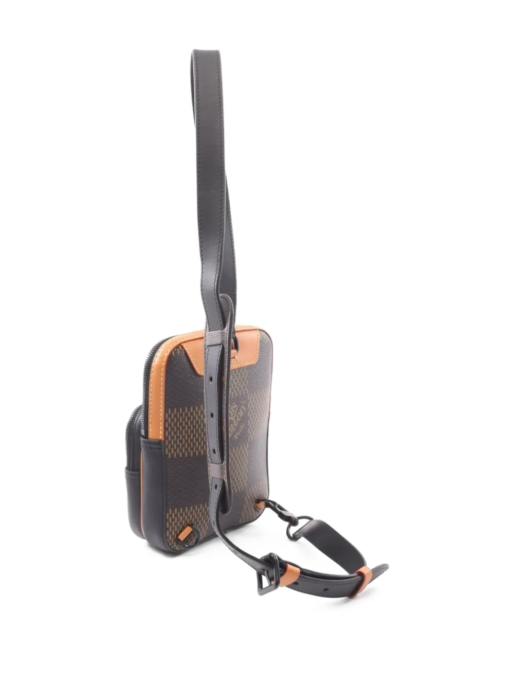 Louis Vuitton Pre-Owned mochila tipo mensajero Amazon 2020 en colaboración con Nigo | Estilos de archivo | Image 2