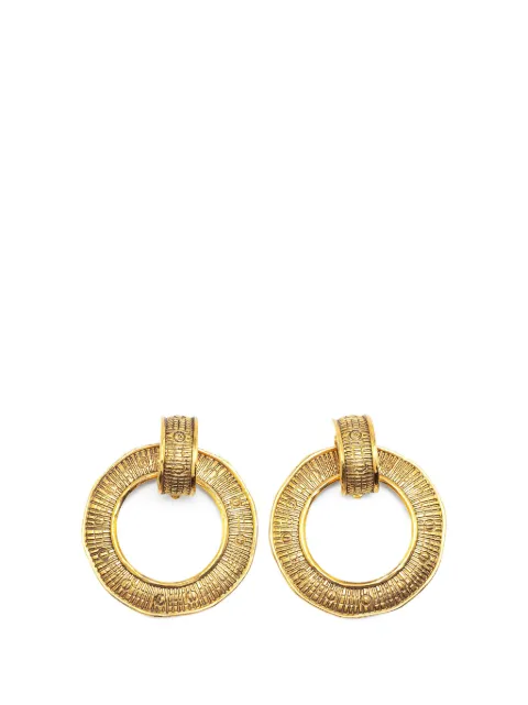 CHANEL Pre-Owned 1970-1980 Gold Plated Round Drop Clip on Earrings costume earrings