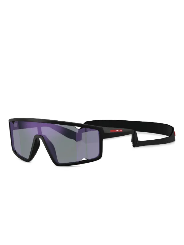 Prada Linea Rossa シールドサングラス | ブラック | FARFETCH JP