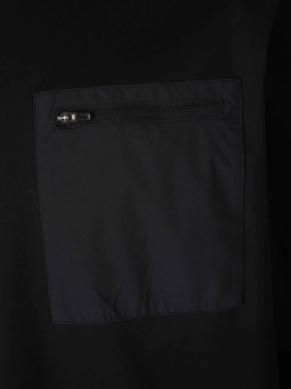 Herno T-shirt met zak Zwart
