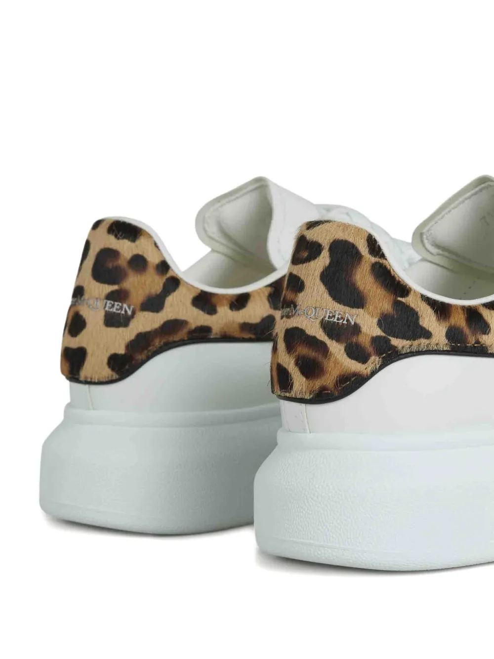 Alexander McQueen Sneakers met luipaardprint Wit