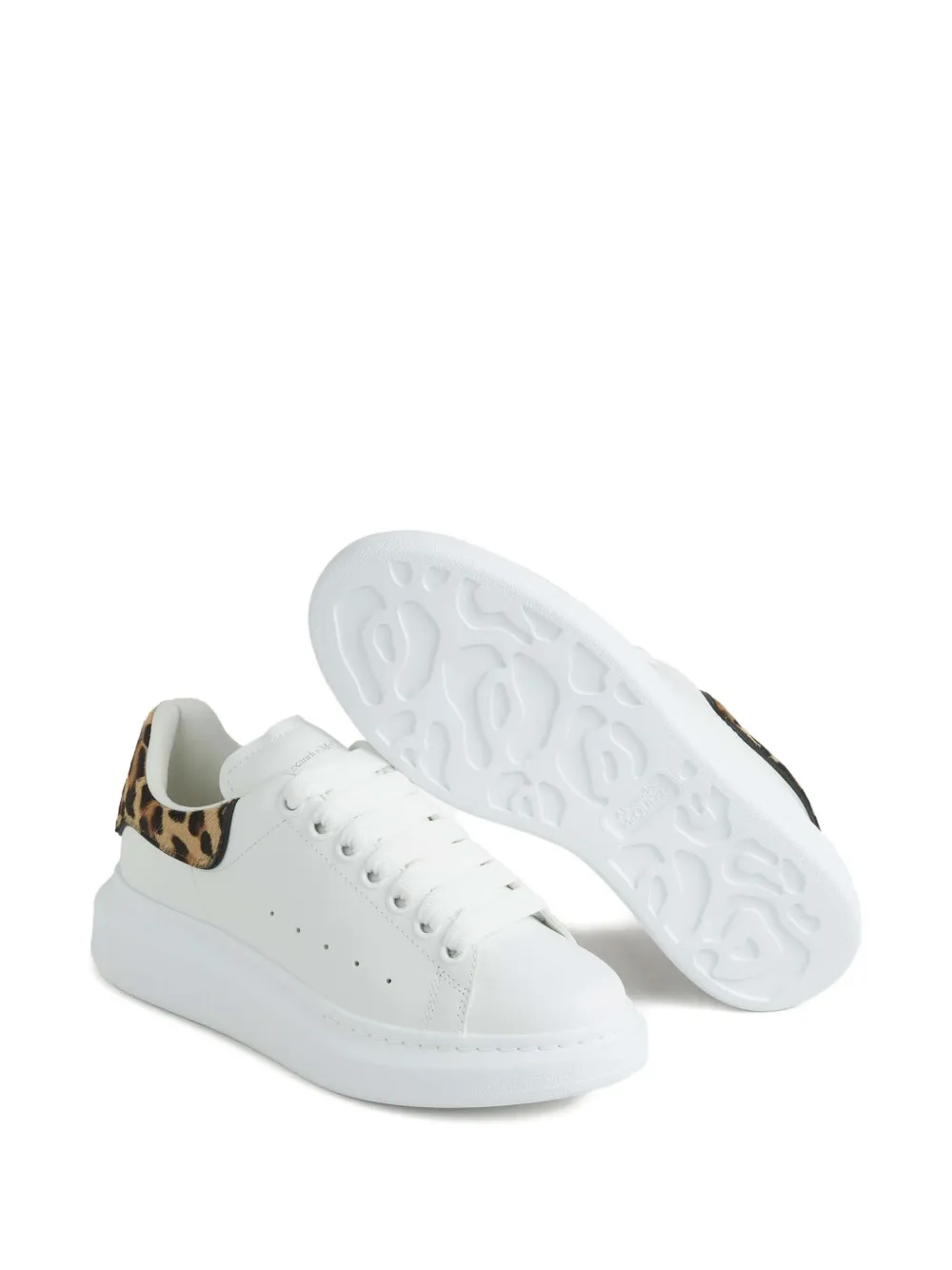 Alexander McQueen Sneakers met luipaardprint Wit