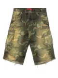 424 camouflage-pattern shorts - Green