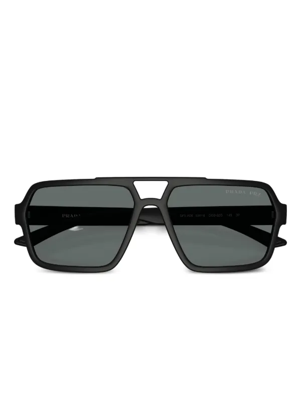 Prada Linea Rossa スクエアフレーム サングラス | ブラック | FARFETCH JP
