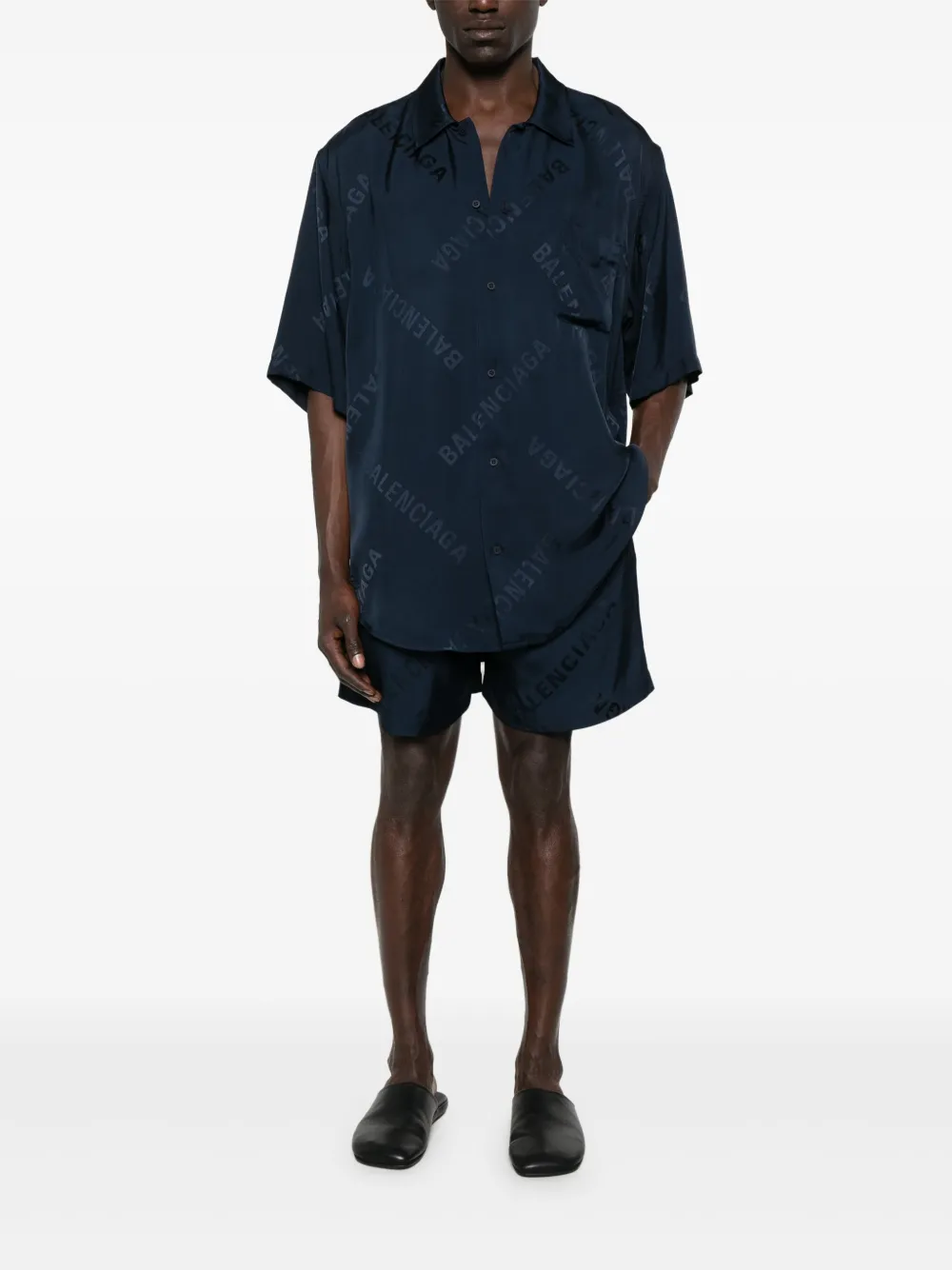 Balenciaga Shorts met logo-jacquard - Blauw