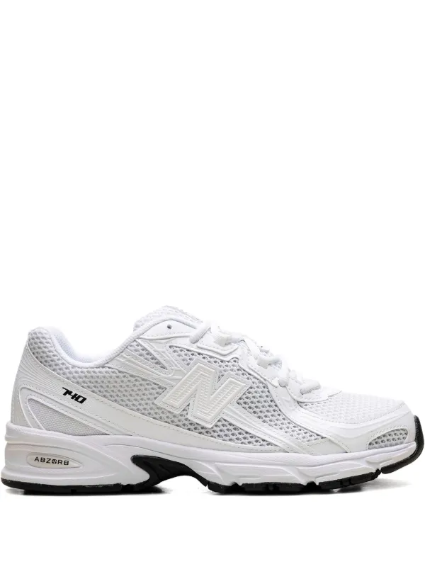 New Balance 740 
