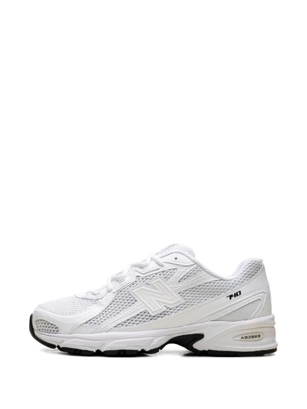 New Balance 740 
