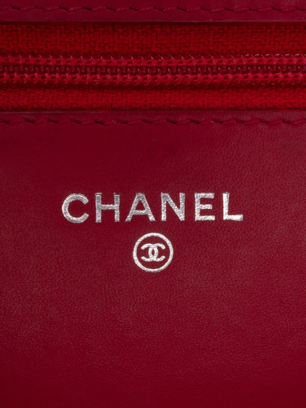 Pre-owned Chanel 2014 Paris Dallas Cc Patent Goatskin Wallet On Chain Crossbody Bag In Red