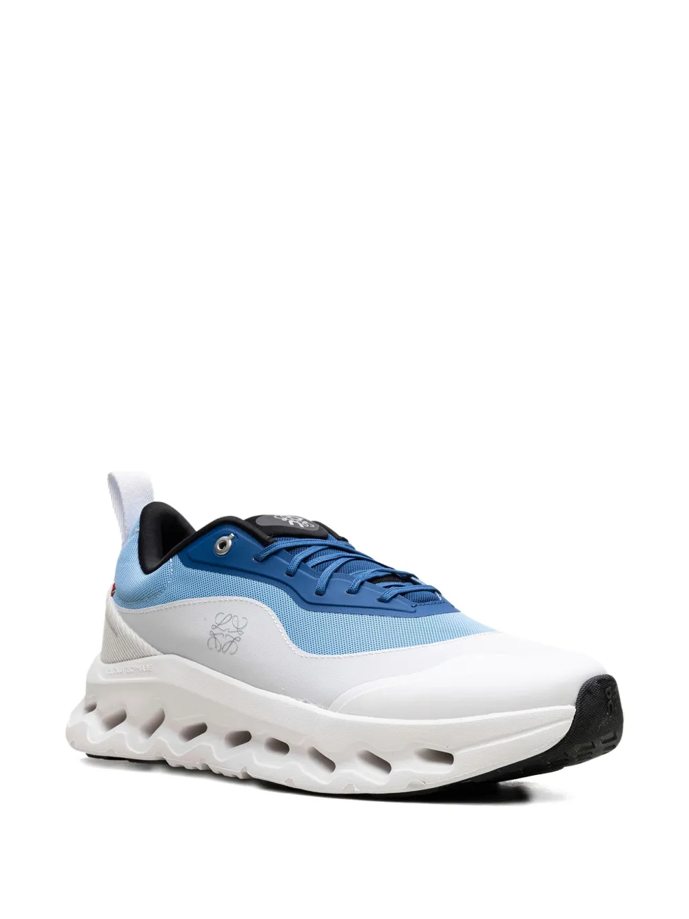 On Running tenis Cloudtilt 2.0 Azules/White en colaboración con Loewe | Tenis bajos | Image 2