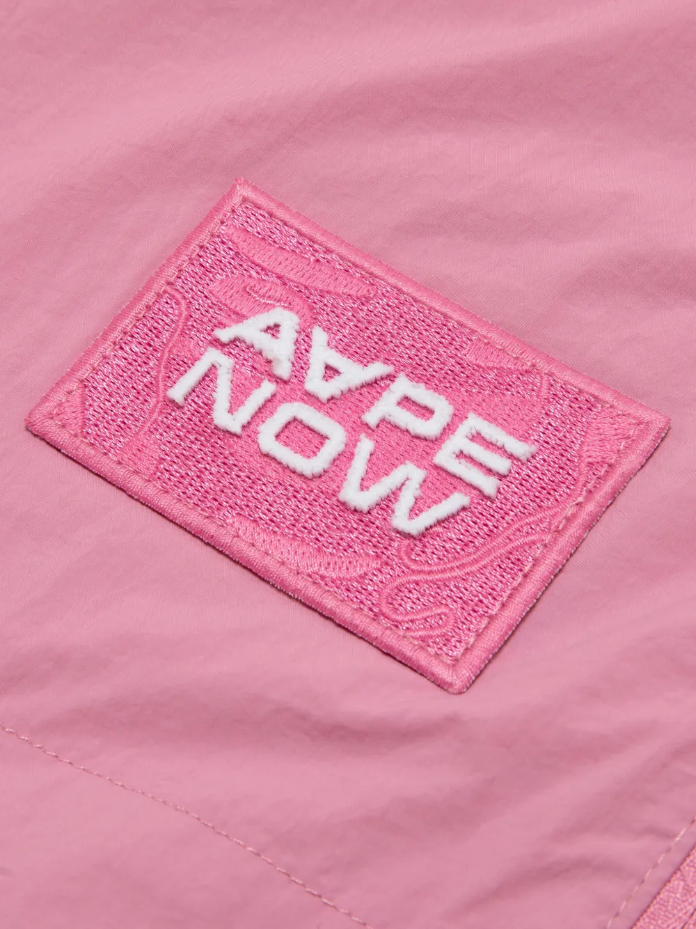 AAPE BY *A BATHING APE Jack met capuchon Roze