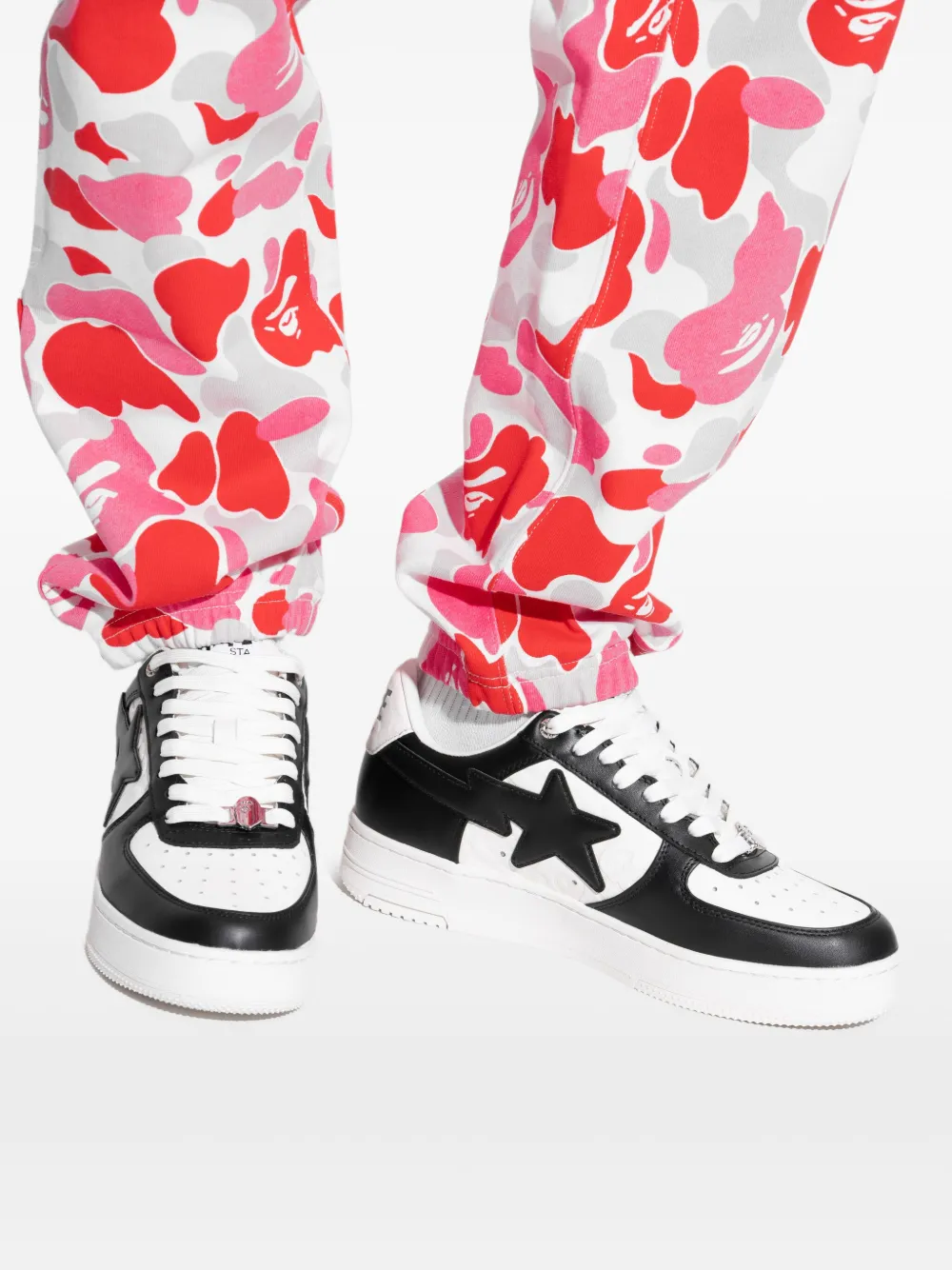 A BATHING APE star patch low-top sneakers Black