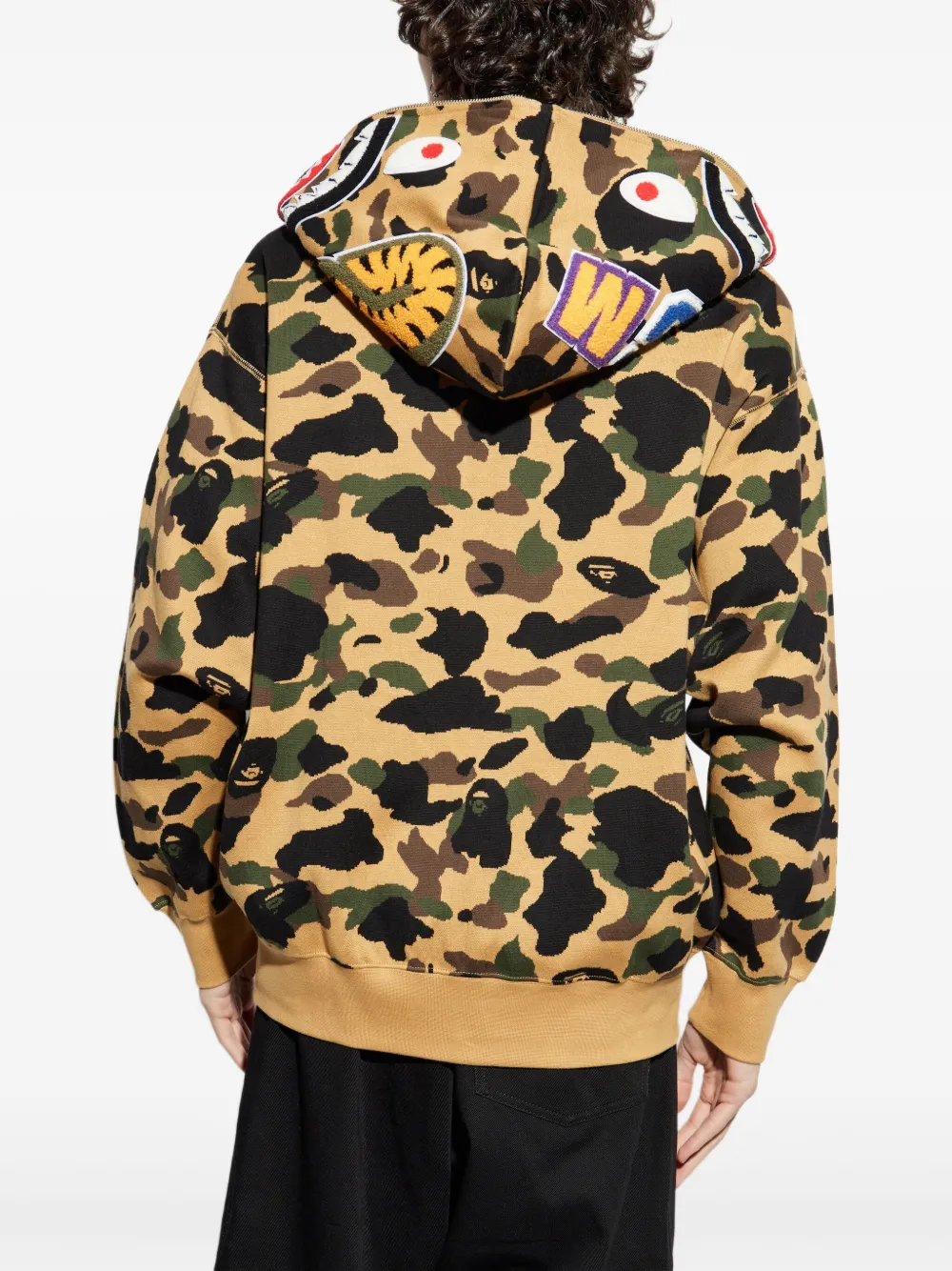 A BATHING APE x Kidsuper Camo Shark hoodie Geel