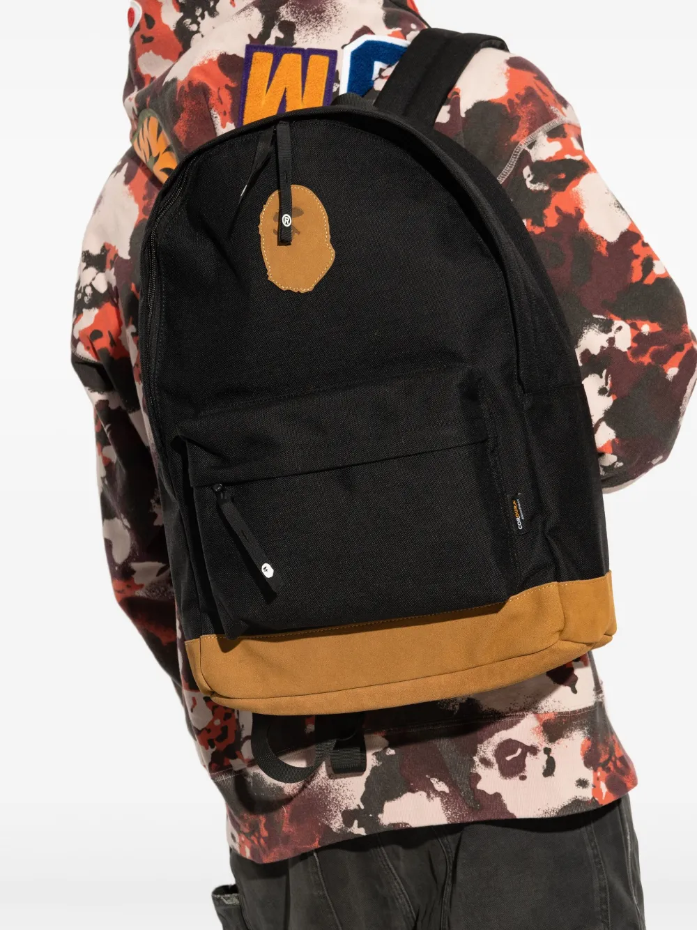 A BATHING APE® mochila con aplique Ape Head | Image 2