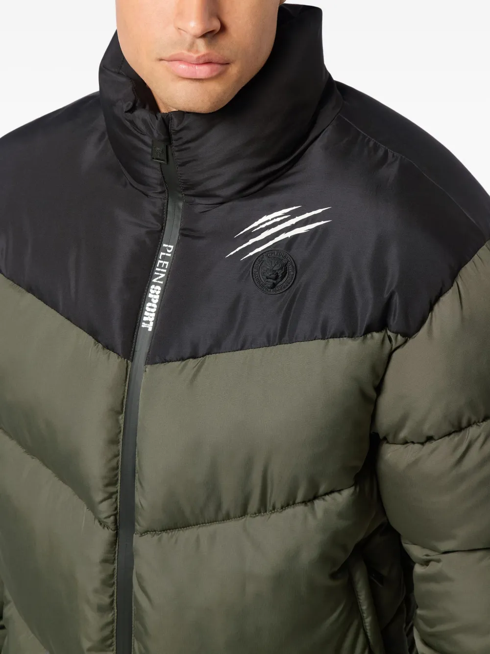 Plein Sport Donsjack met logopatch 65 MILITARY