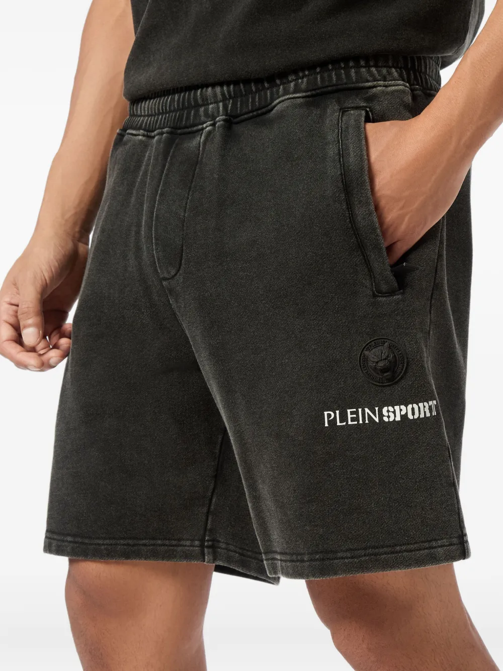 Plein Sport Logo-print Cold-dye Shorts In Black