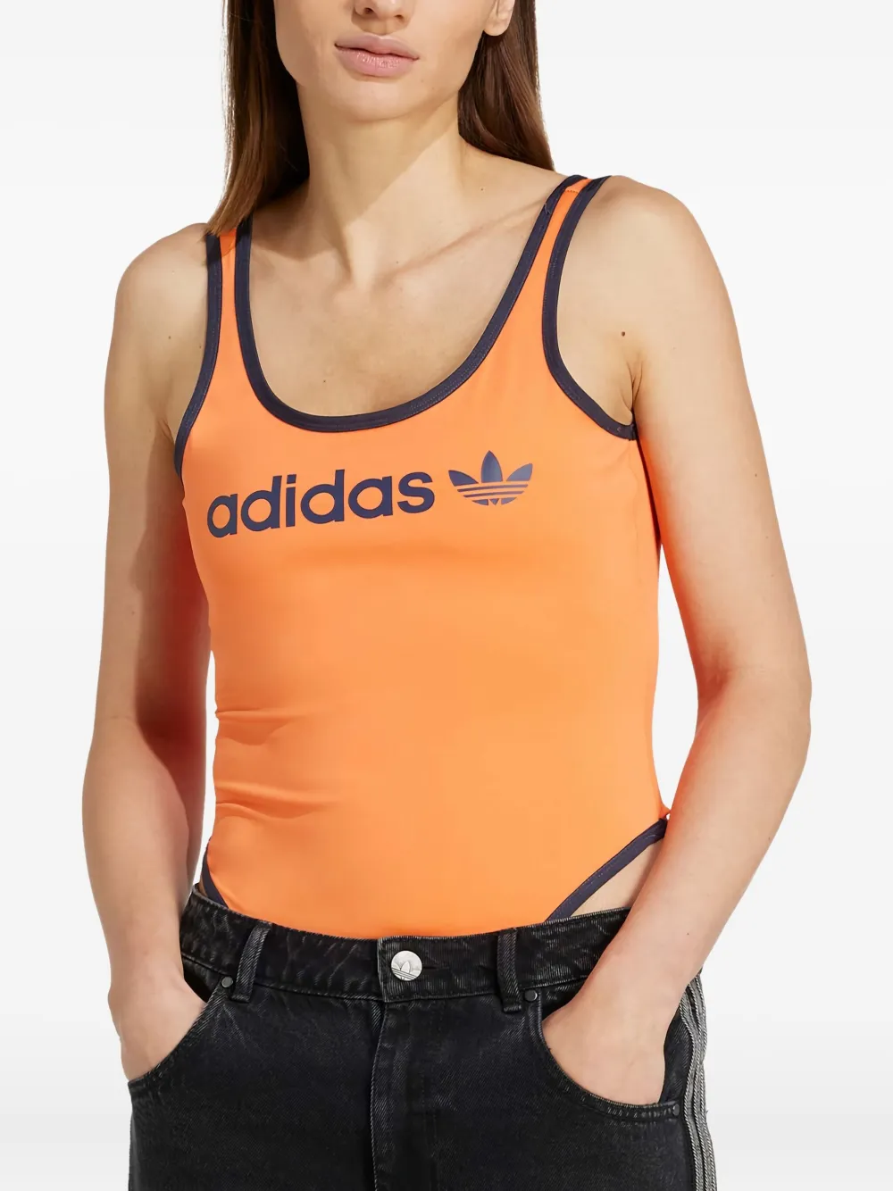 adidas Linear body met logoprint Oranje
