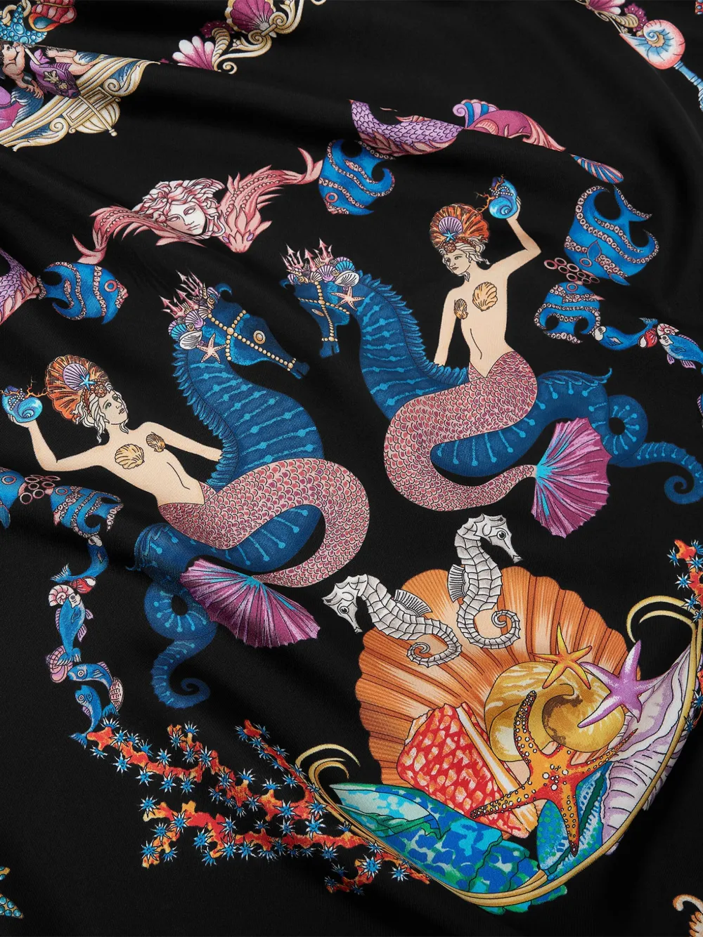 Versace Coral Theatre silk scarf - Zwart