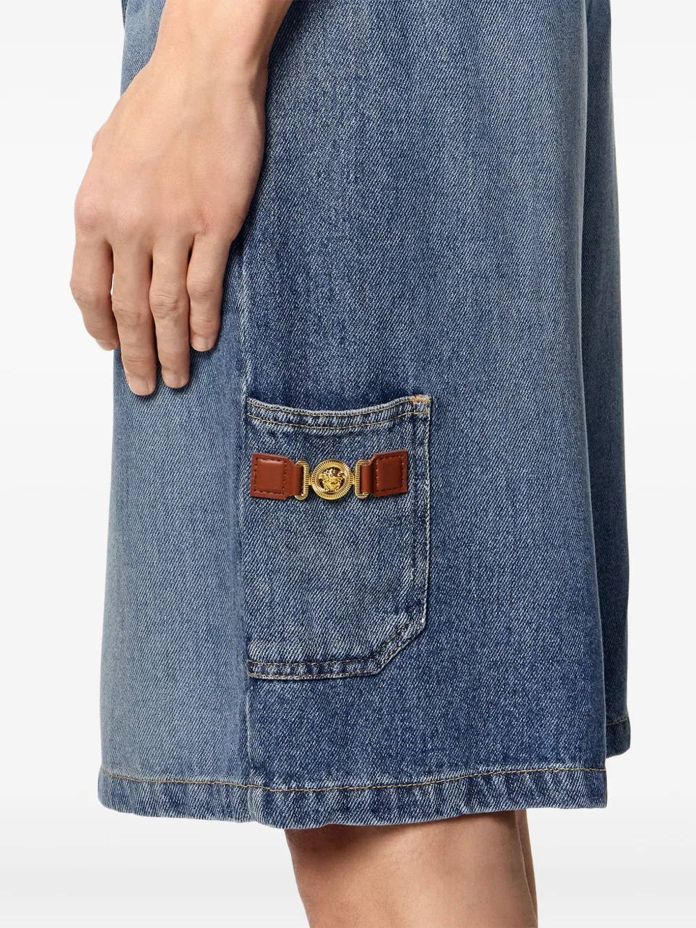 Versace Medusa Biggie denim shorts Blauw